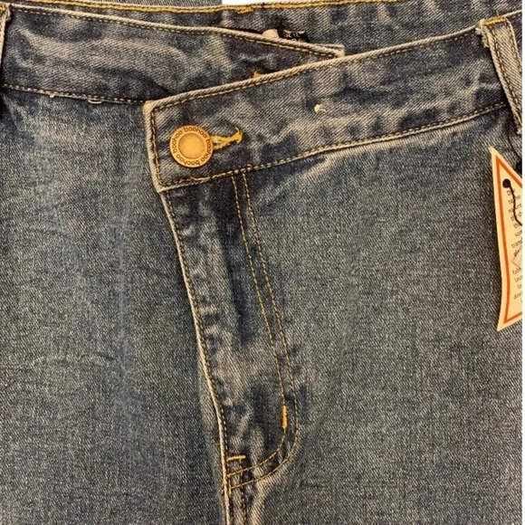 NWT Boohoo Plus Asymmetric Waistband Straight Leg Jeans Size 14 - Picture 7 of 14
